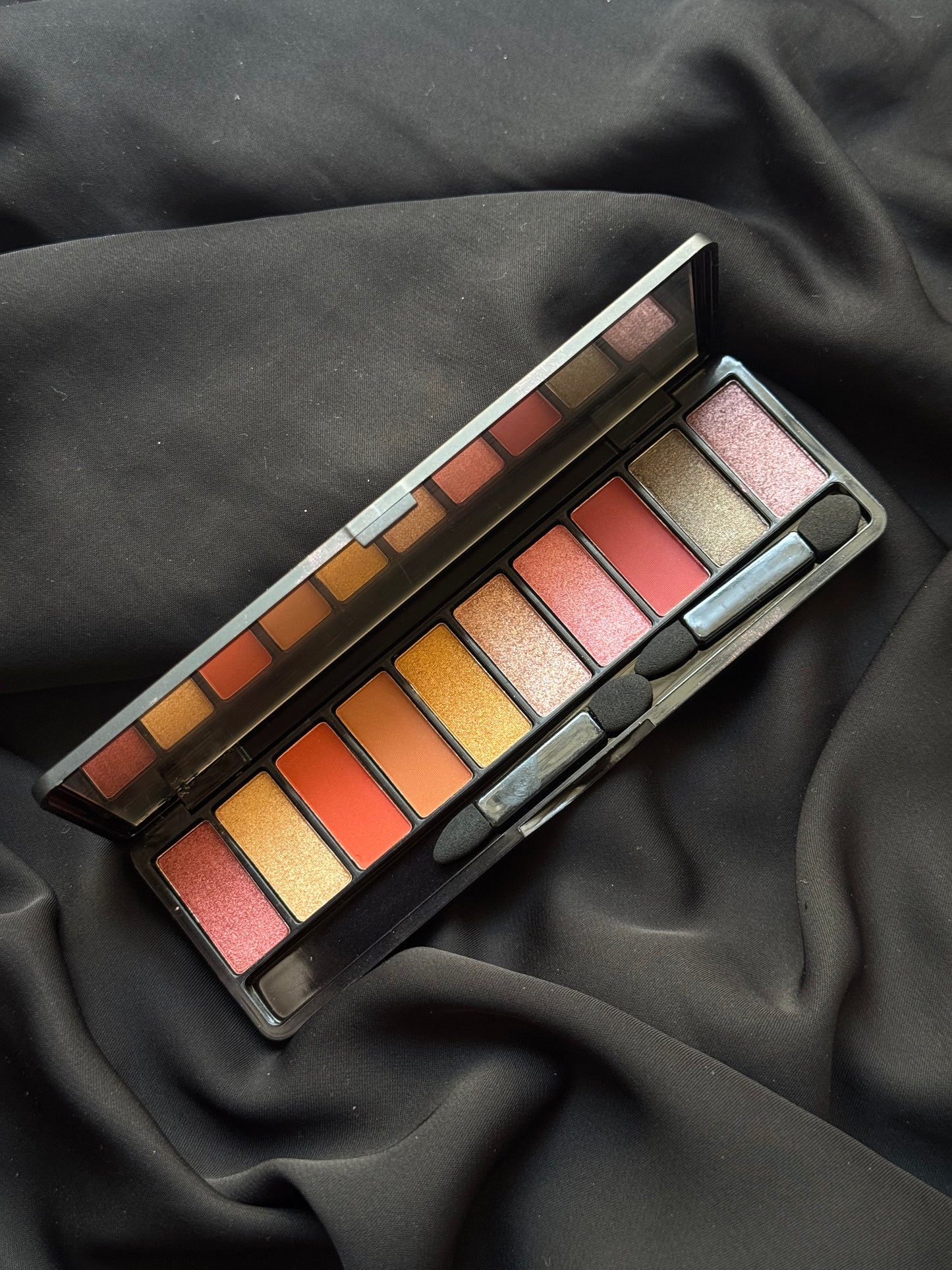 D35 EYESHADOW