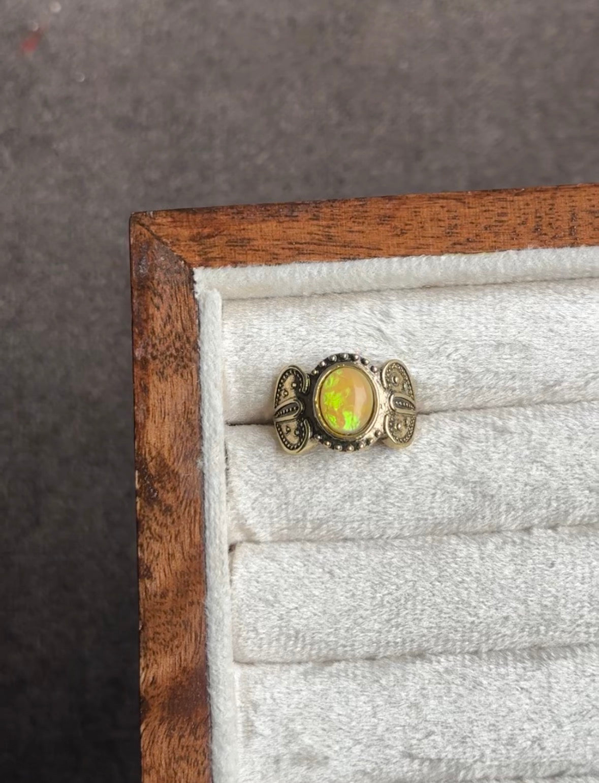 E278 RING