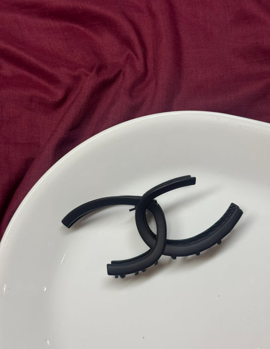 C210 METAL HAIR CLAW