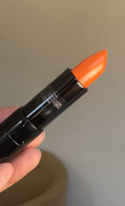 (E) 650 ANNA SUI SHINY LIPSTICK