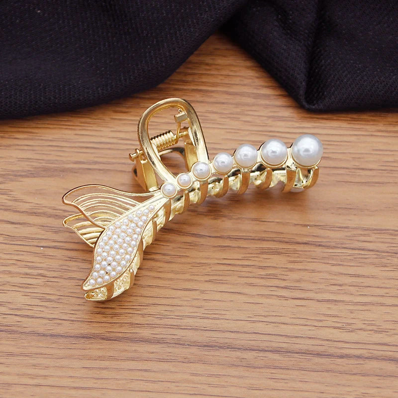 C231 METAL HAIR CLAW