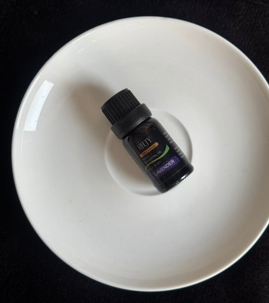 LAVENDER ESSENTIAL OIL