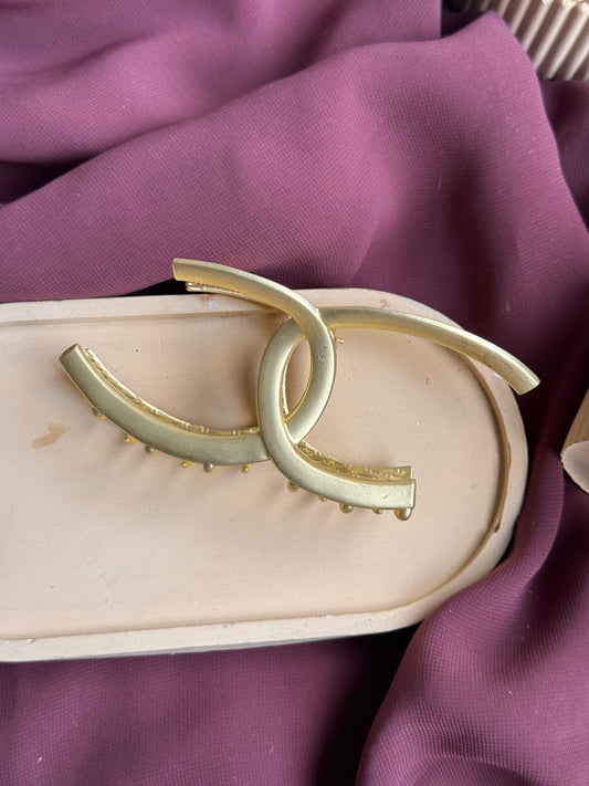 A31 METAL HAIR CLAW