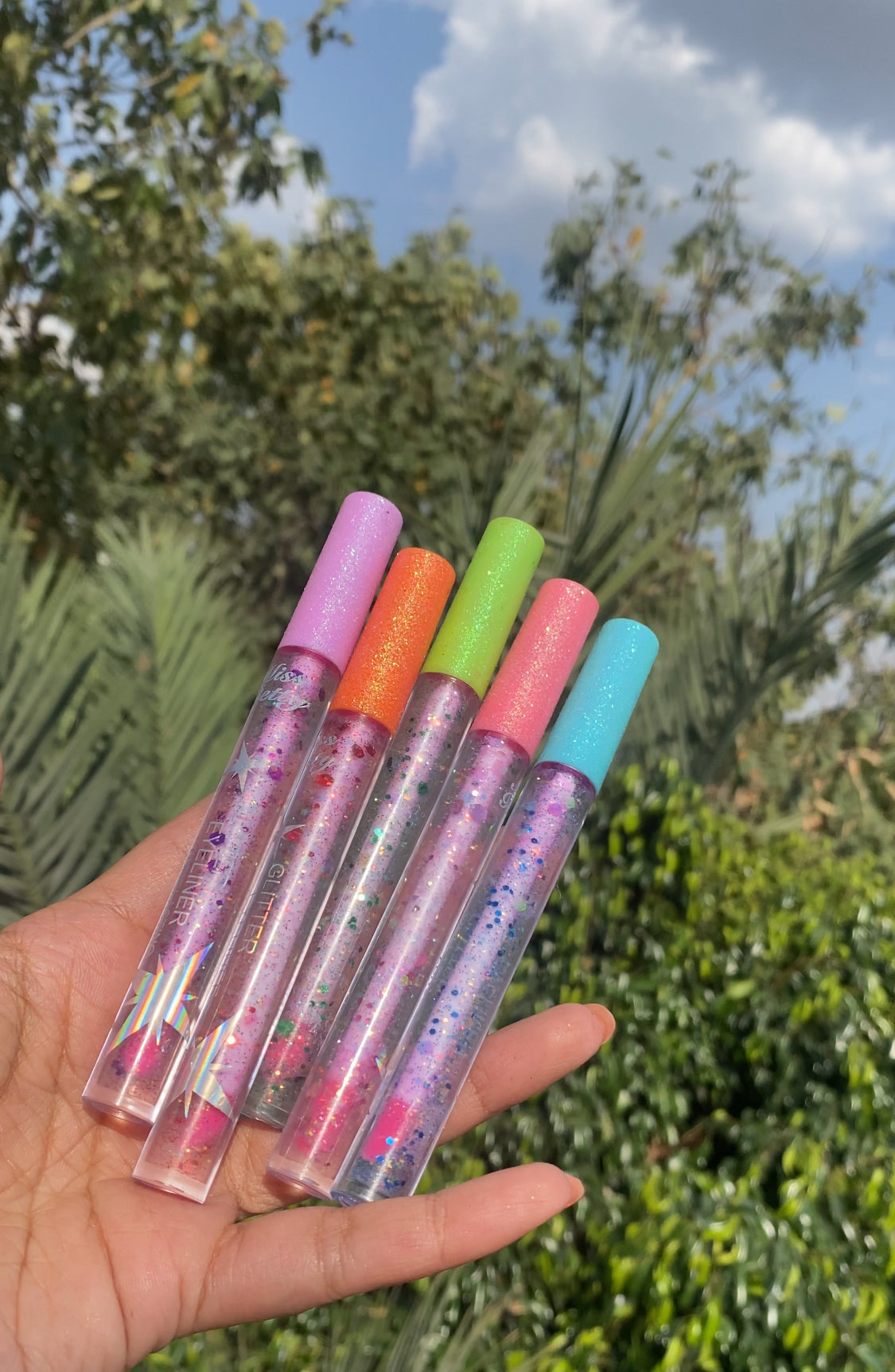 D COLOR CHANGING LIP OILS