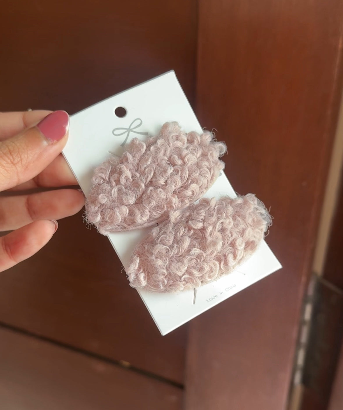 C105 WOOLEN HAIR PIN PAIR