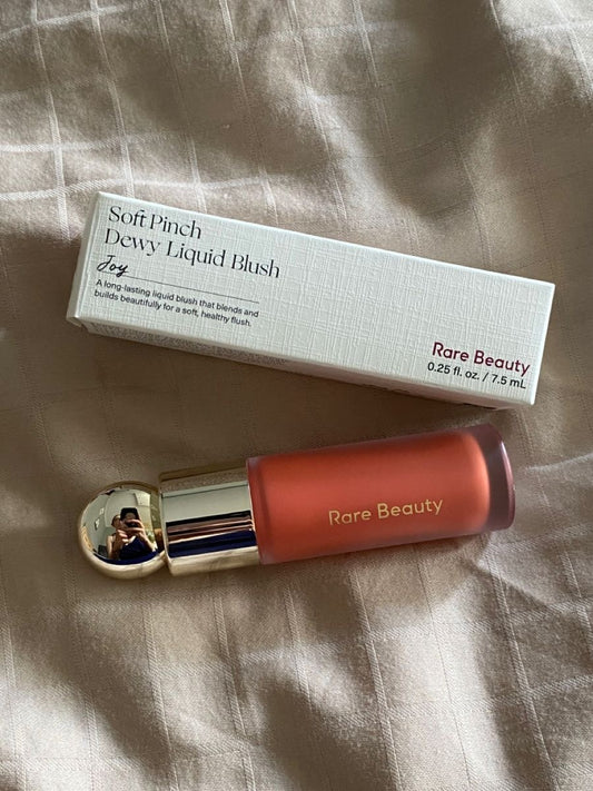 RARE BEAUTY BLUSH IN SAHDE JOY