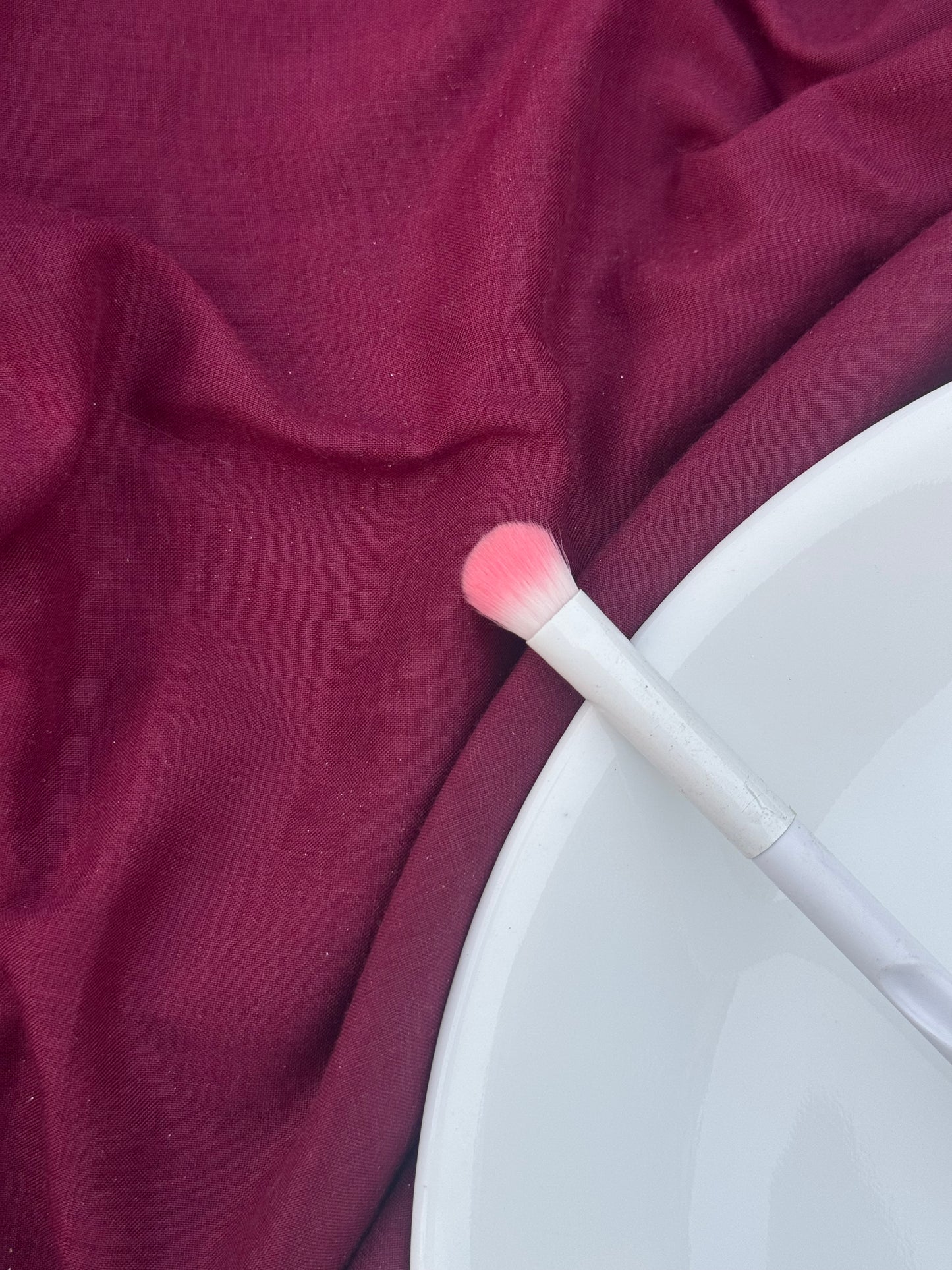 WET N WILD EYESHADOW BRUSH