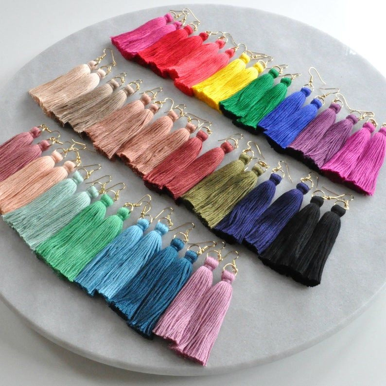 D4 VERY LONG TASSEL EARRINGS