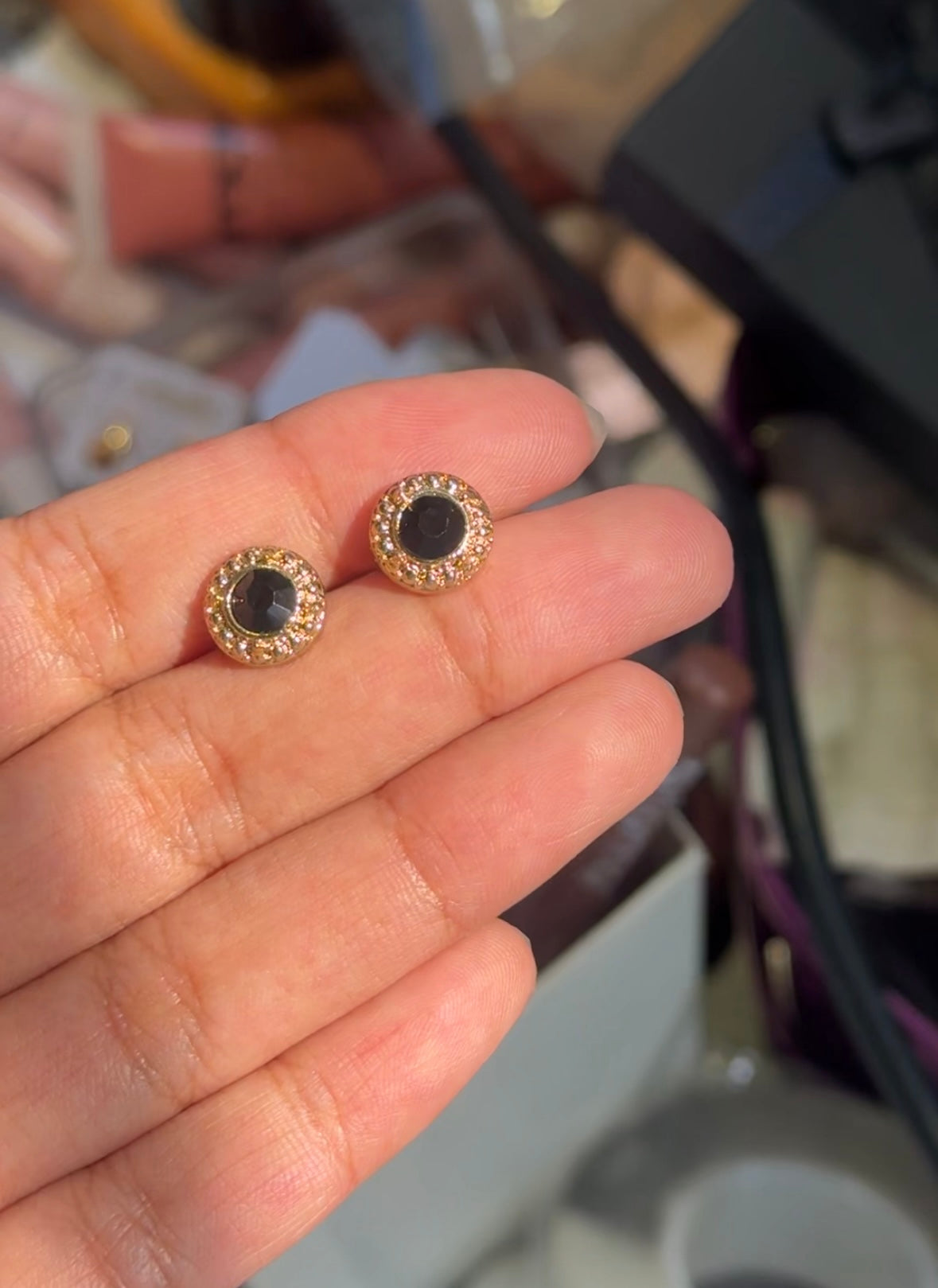 C289 STUDS