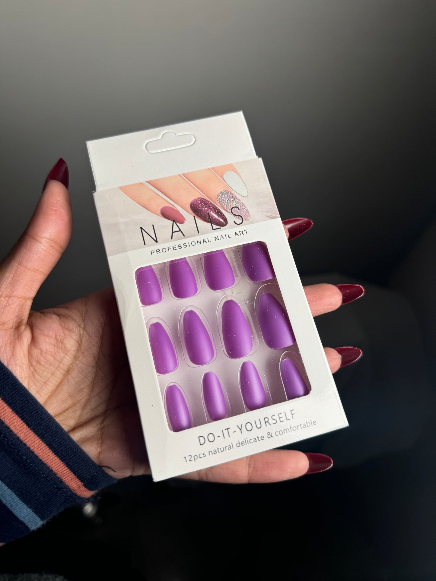 12 PIECES PURPLE PRESS ON NAILS SET