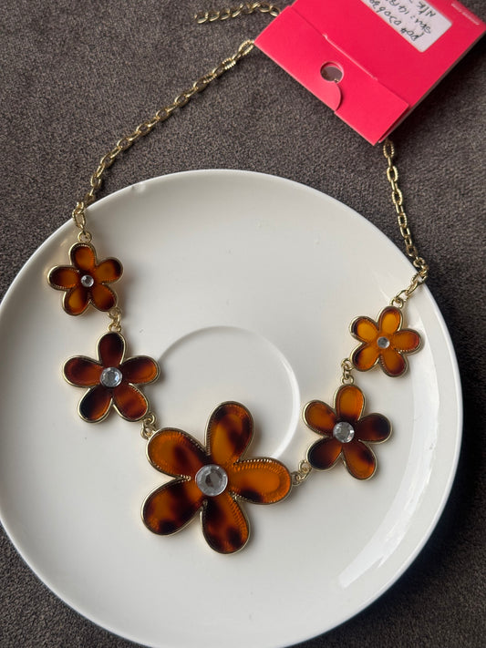 B14 FANCY NECKLACE