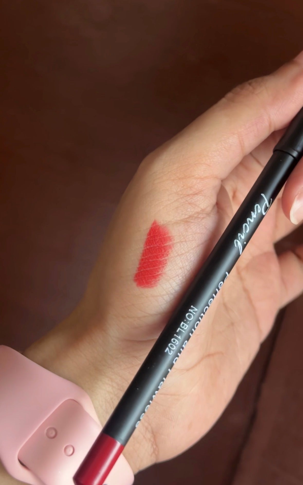 AIBAO RED LIP LINER