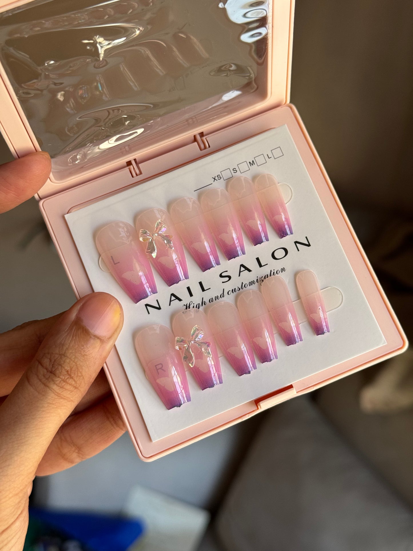 B21 ACRYLIC NAIL SET WITH NAIL KIT