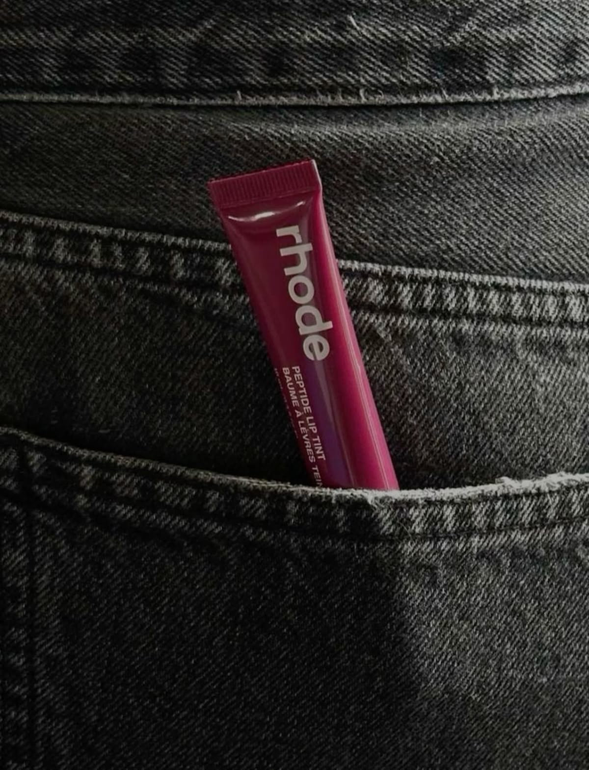 08 RASPBERRY RHODE PEPTIDE LIP TINT
