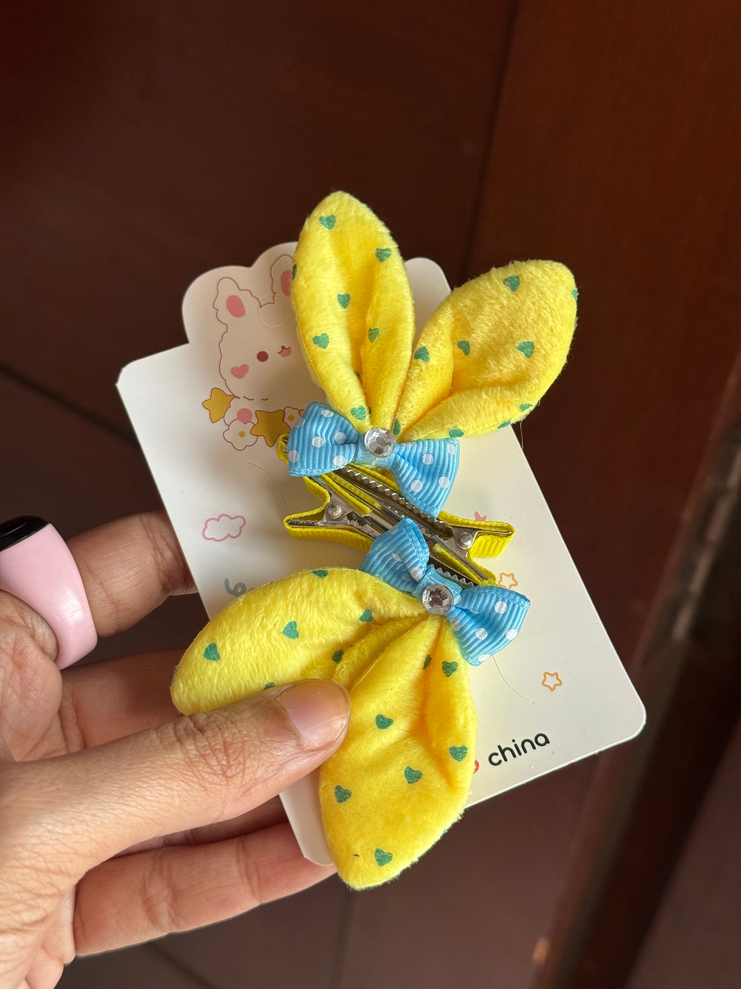B194 BUNNY HAIR PINS PAIR