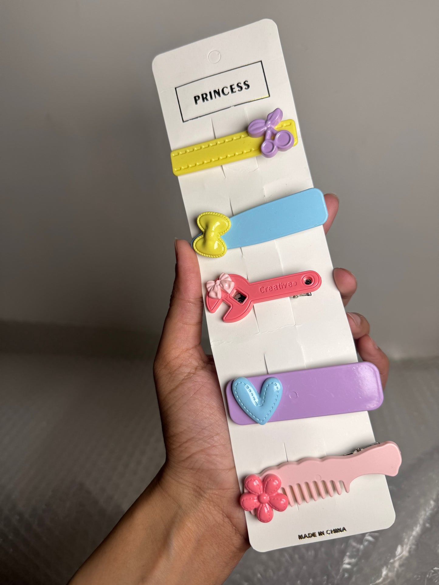PRINCESS KIDS HAIR PIN SET