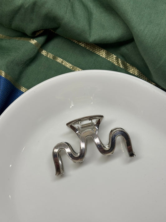 B69 METAL HAIR CLAW