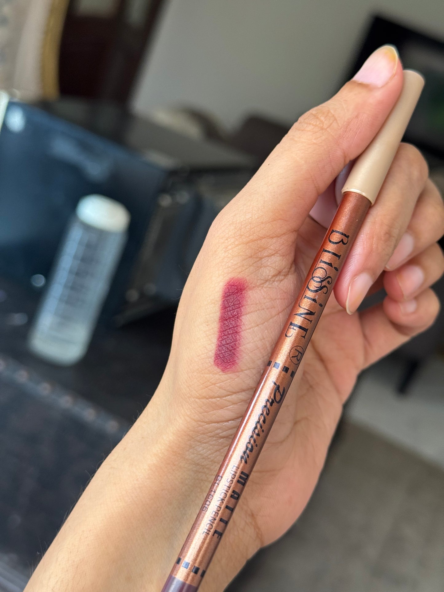 C226 BLISSINE LIP LINER