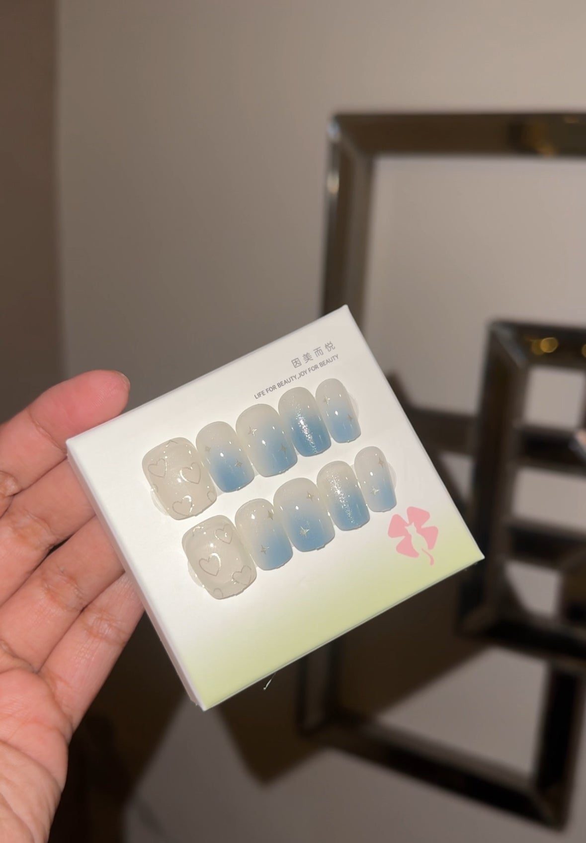 B181 HIGH QUALITY ACRYLIC NAIL SET (24 PIECES)