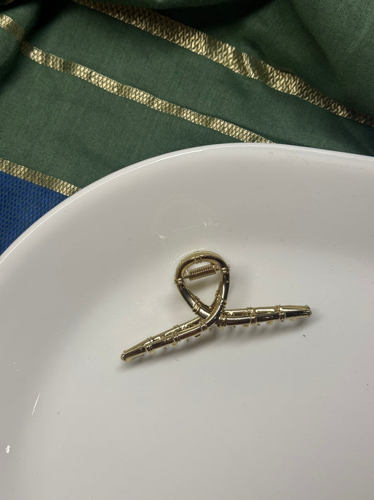 B64 SMALL METAL HAIR CLAW