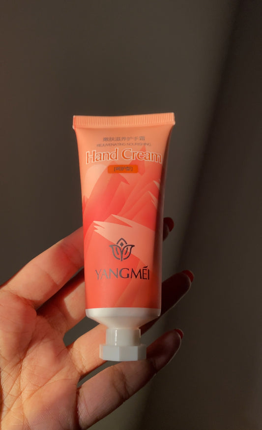 PEACH YANGMEI SEALED HAND CREAM