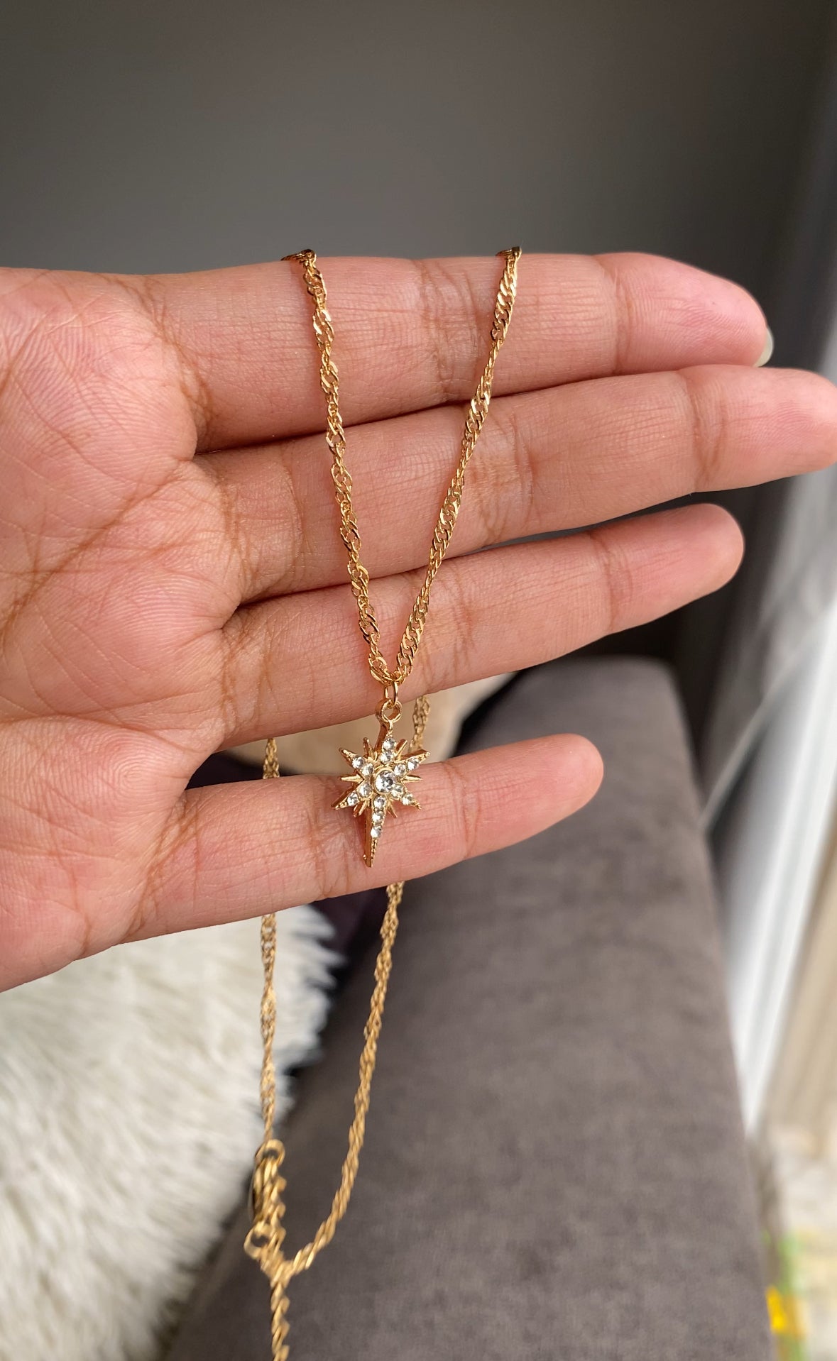 F24 STAR NECKLACE PENDANT