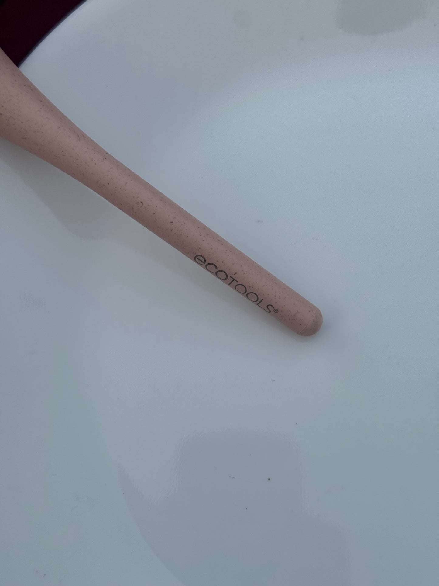 ECOTOOLS FANCY MEDIUM FOUNDATION BLENDING BRUSH