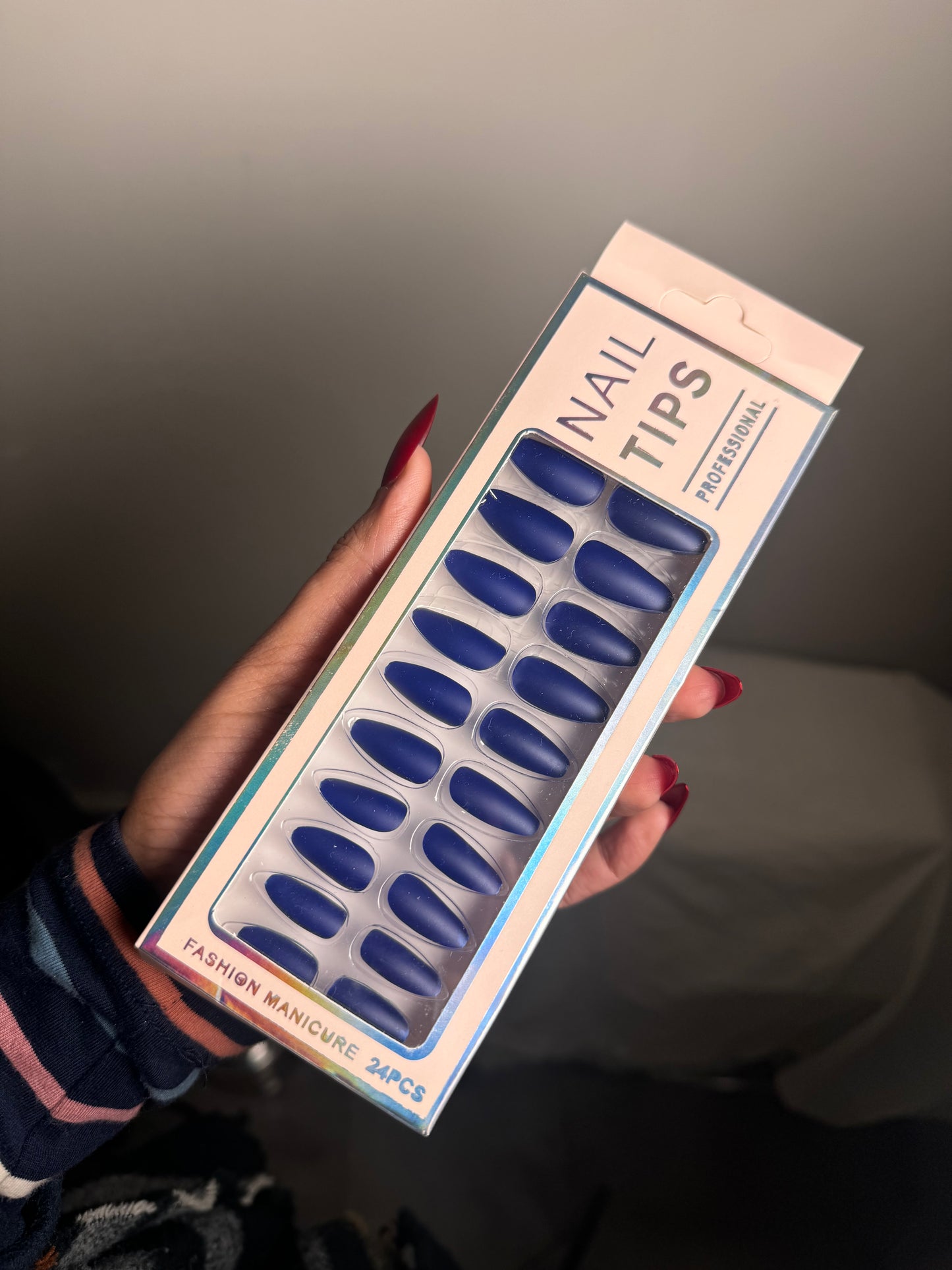 24 PIECES BLUE NAIL SET WITH STICKER SET