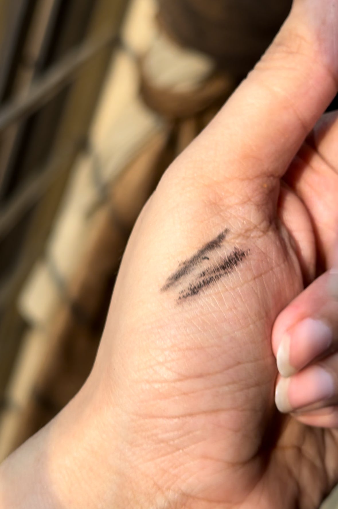 EYELINER + EYEBROW PENCIL