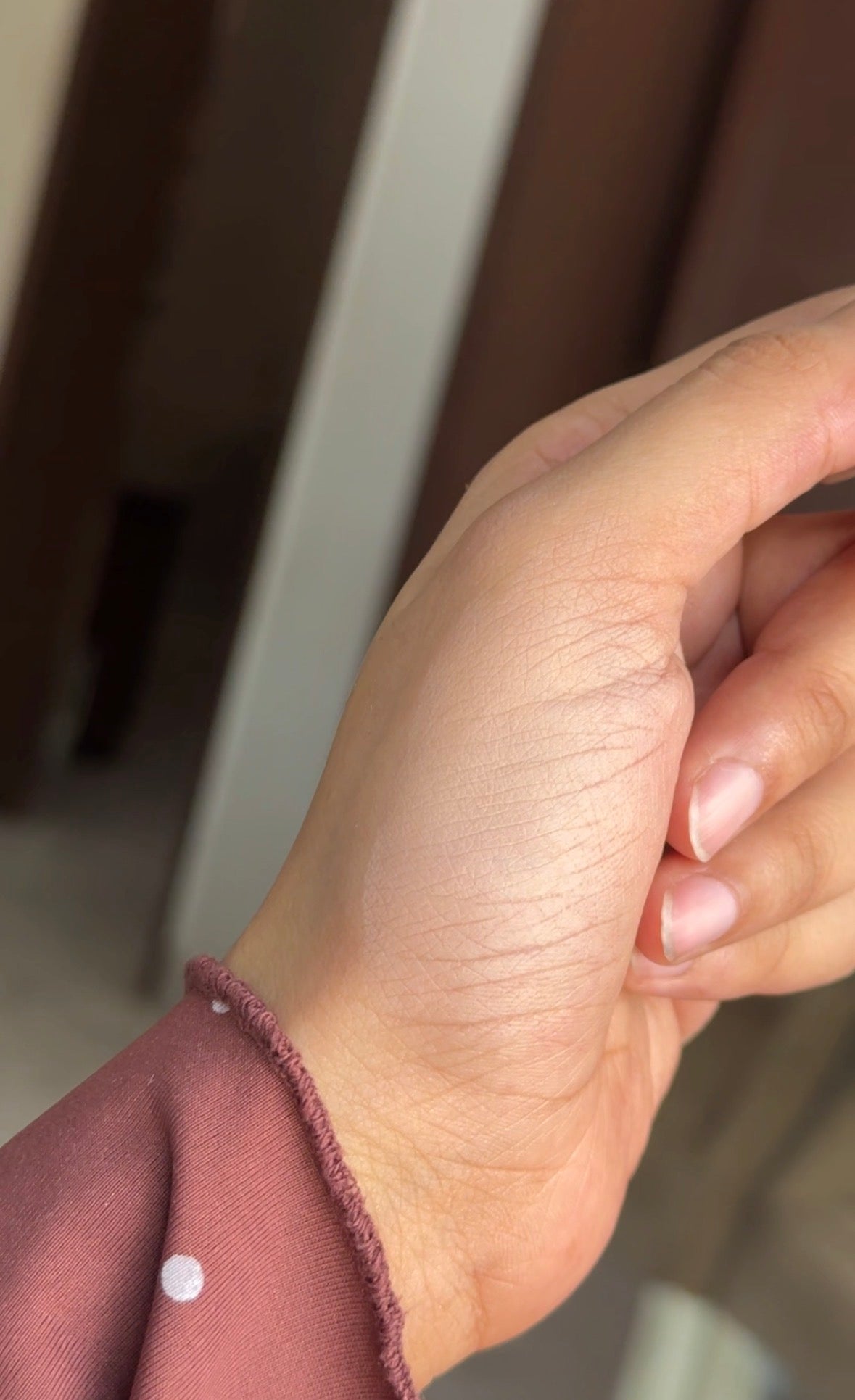 LA COLORS PEACH PRIMER / CONCEALER