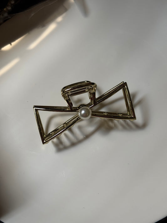 010 BOW AND PEARL GOLDEN METAL CLAW CLIP