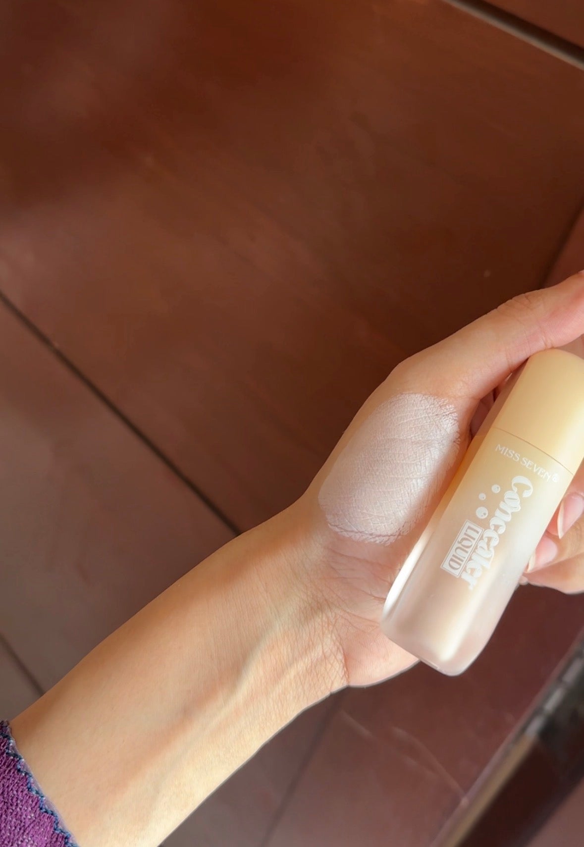 03 MISS SEVEN LIQUID CONCEALER