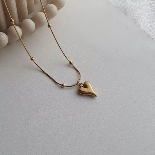 (A) A14 HEART NECKLACE