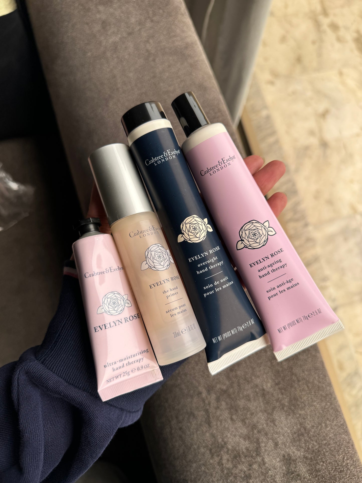 CRABTREE AND EVELYN HAND CARE SET