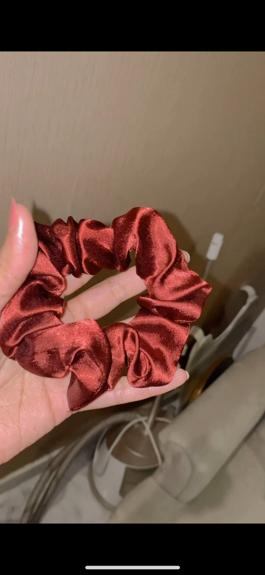 BB BURNT UMBER SILK SCRUNCHIE