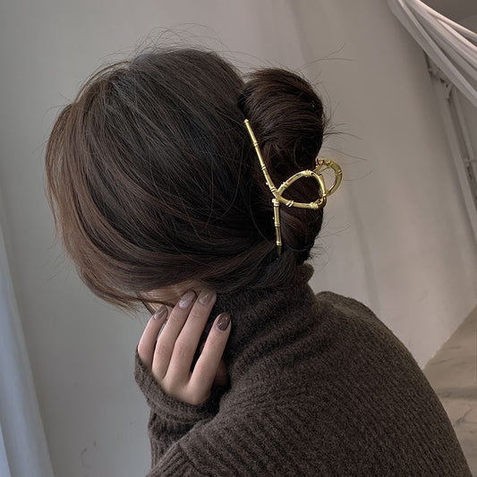 E113 METAL HAIR CLAW