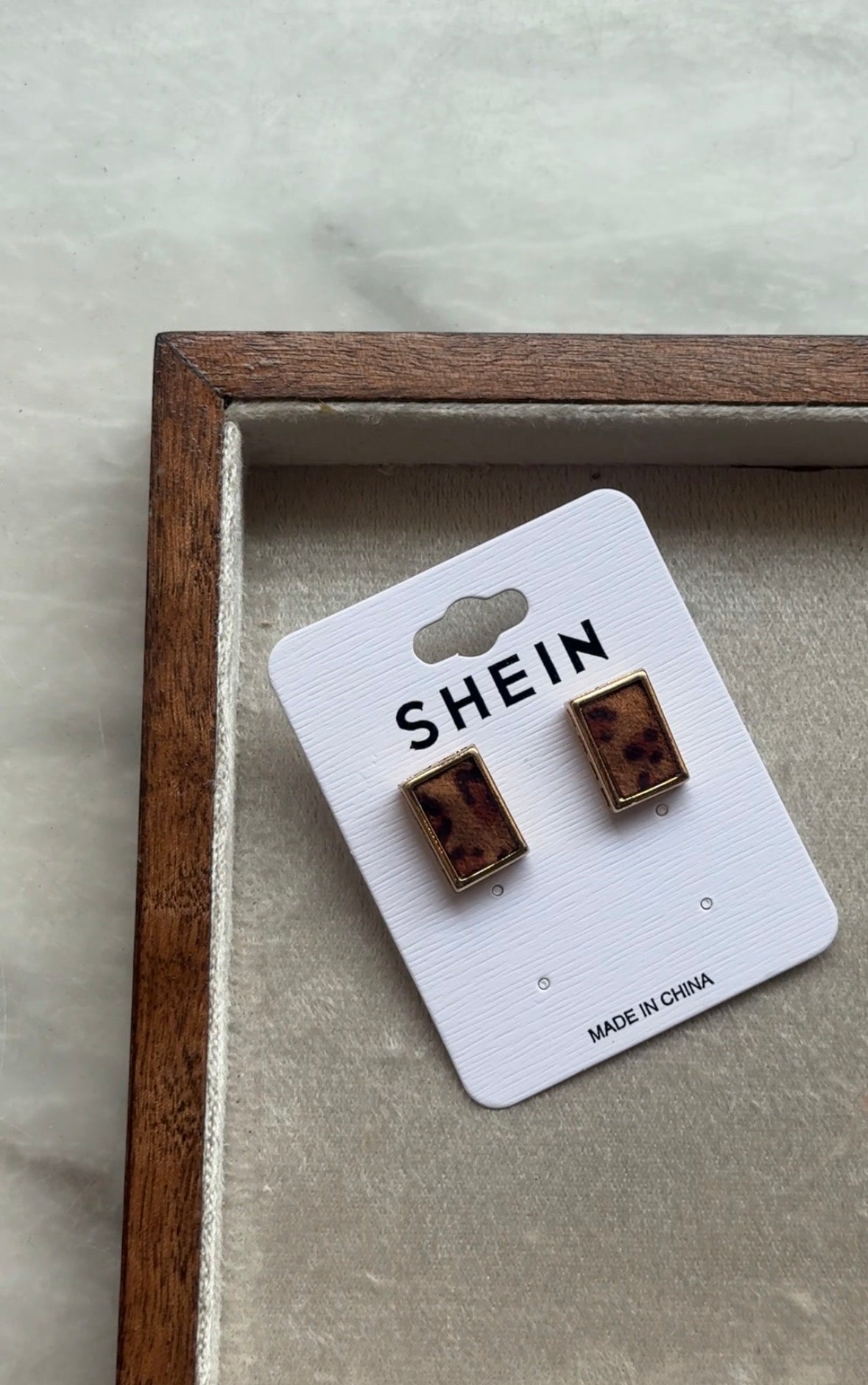 D148 EARRINGS