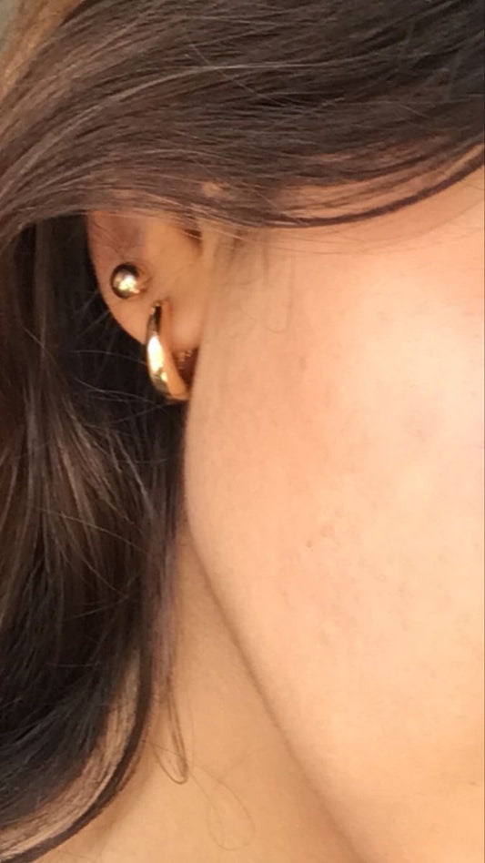 L1 GOLDEN HUGGIES / HOOPS