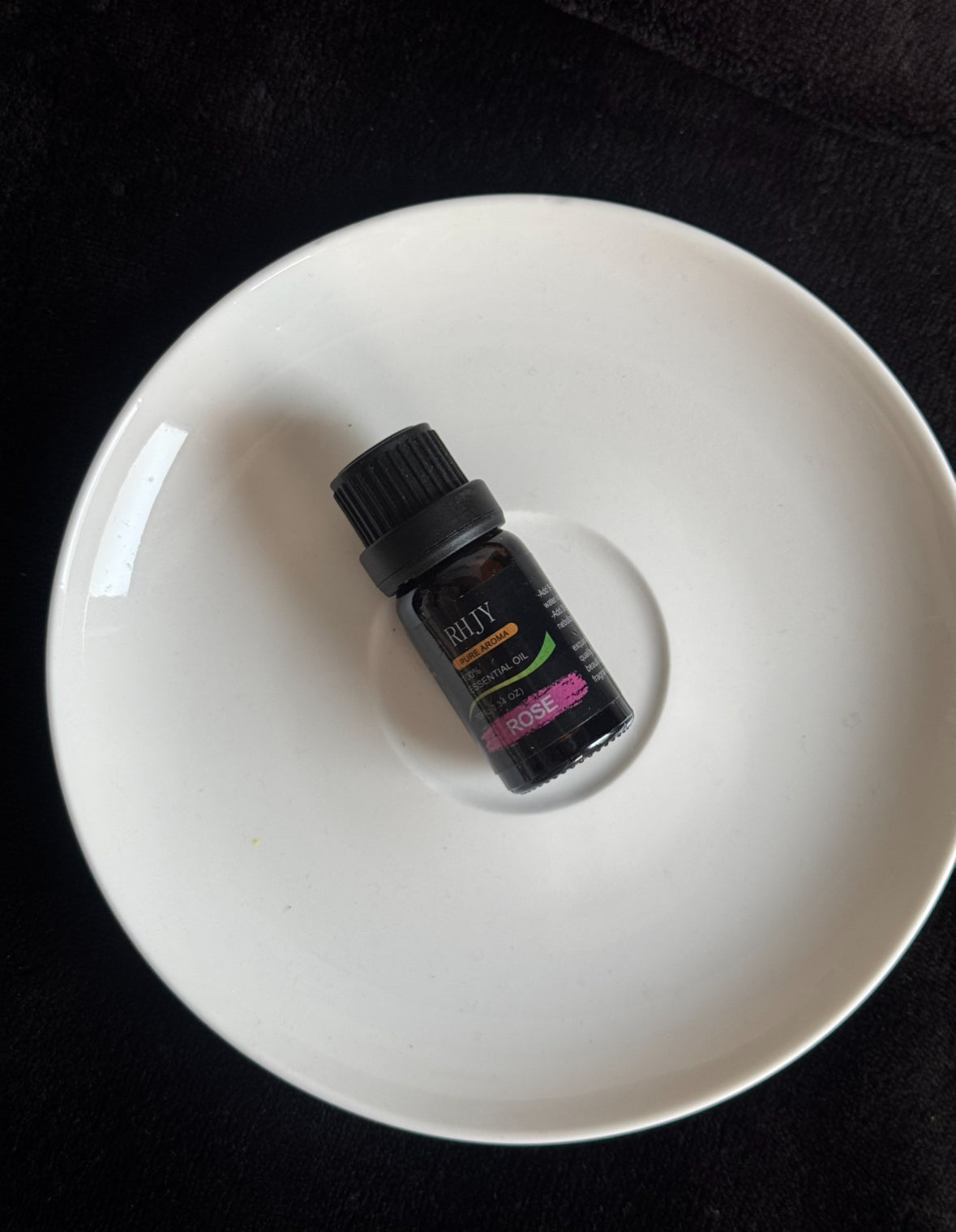 ROSE ESSENTIAL OIL