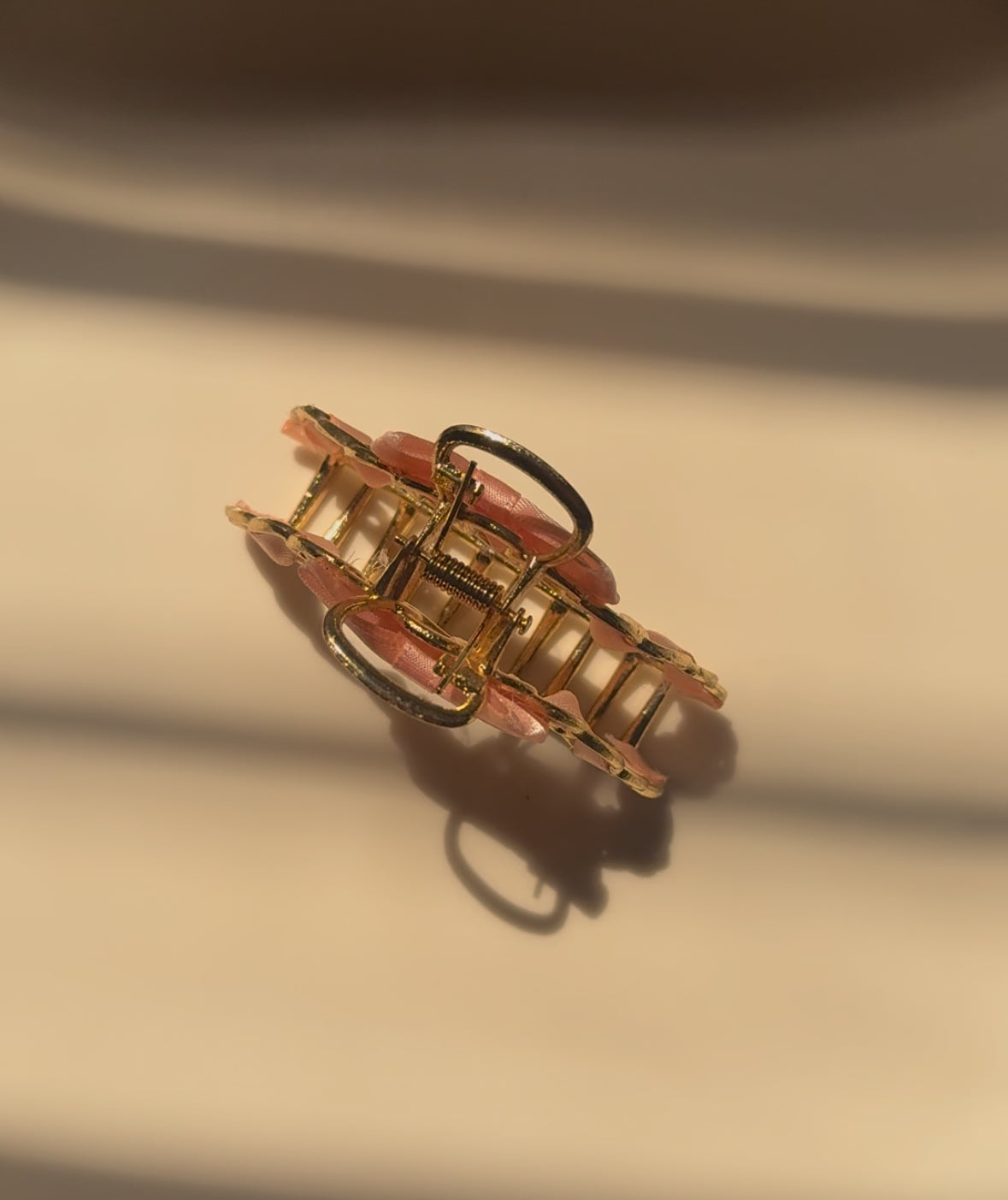 PINK RIBBON METAL CLAW CLIP