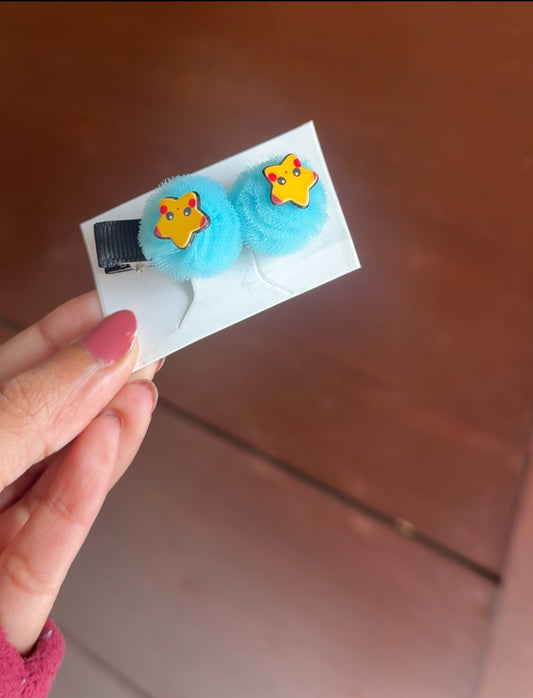 C97 FUR BALL HAIR PIN