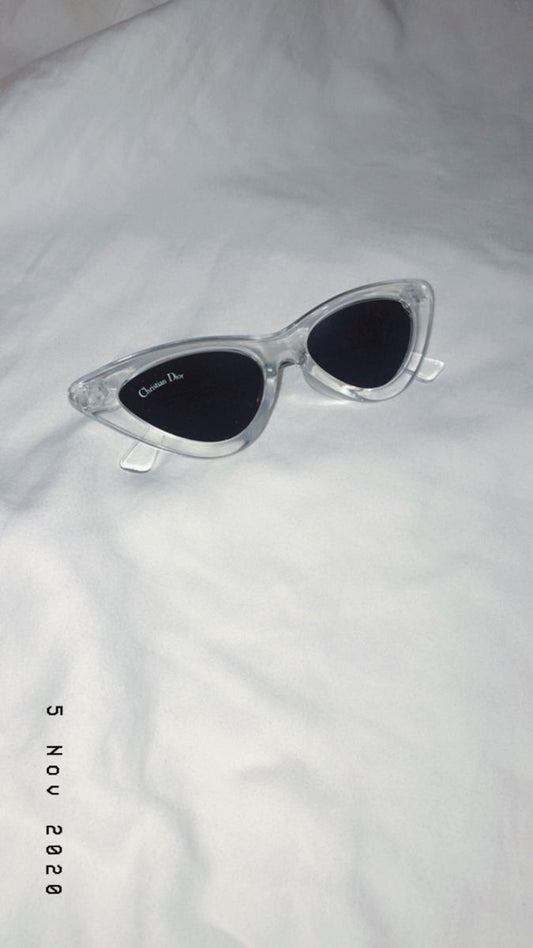 CLEAR CAT EYED SHADES