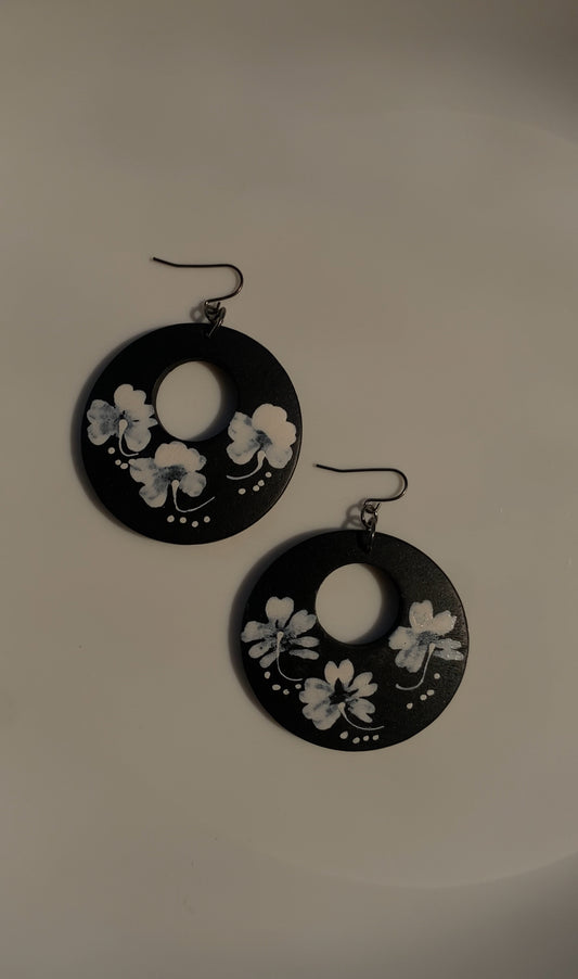 416 BLACK EARRINGS