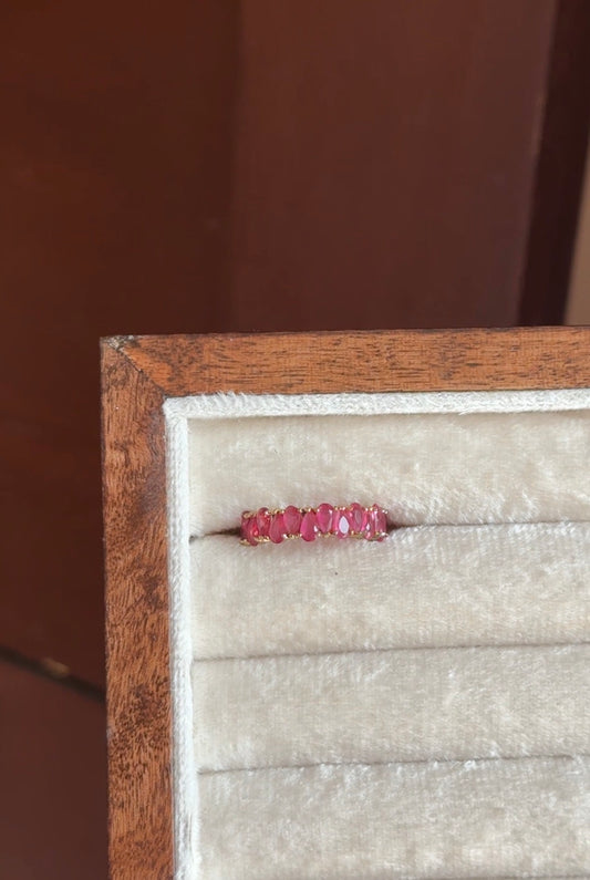 E100 FANCY RING