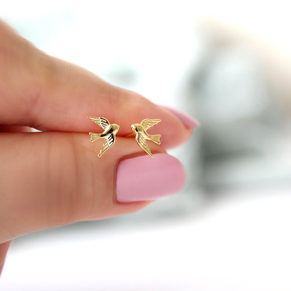 E325 BIRD STUDS