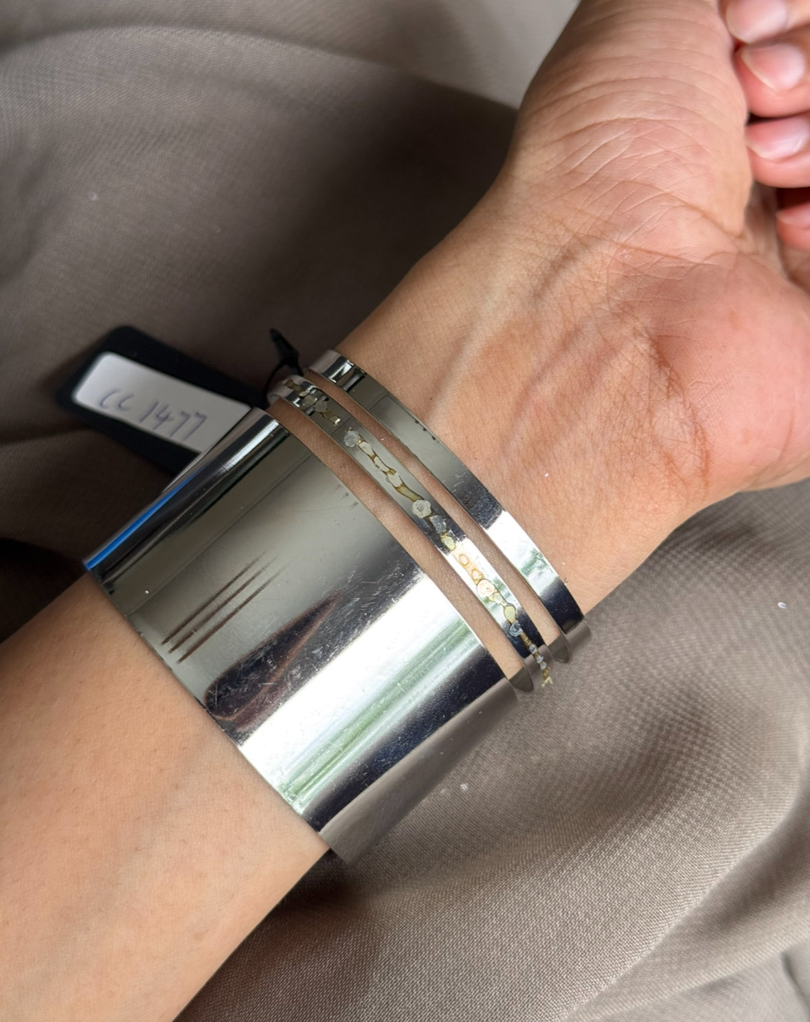 A180 BANGLE