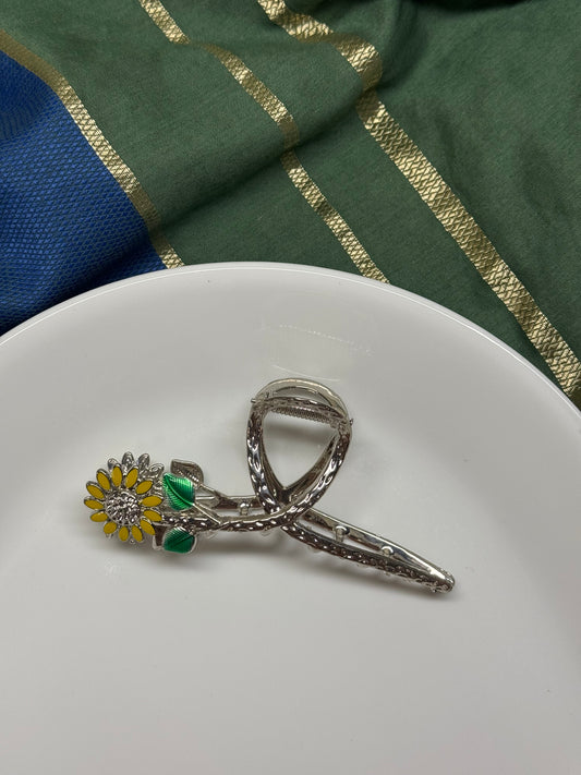 B84 YELLOW FLOWER METAL HAIR CLAW