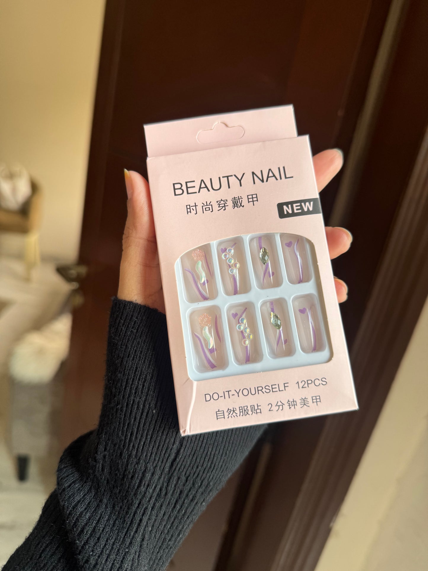 C50 NAIL SET WITH STICKER PACK (12 PIECES)