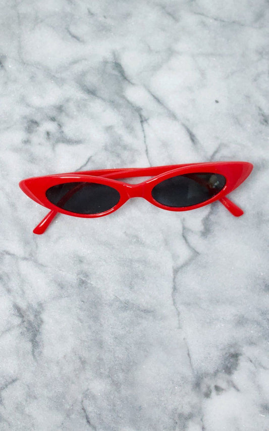 PLAIN CAT EYED RED SHADES