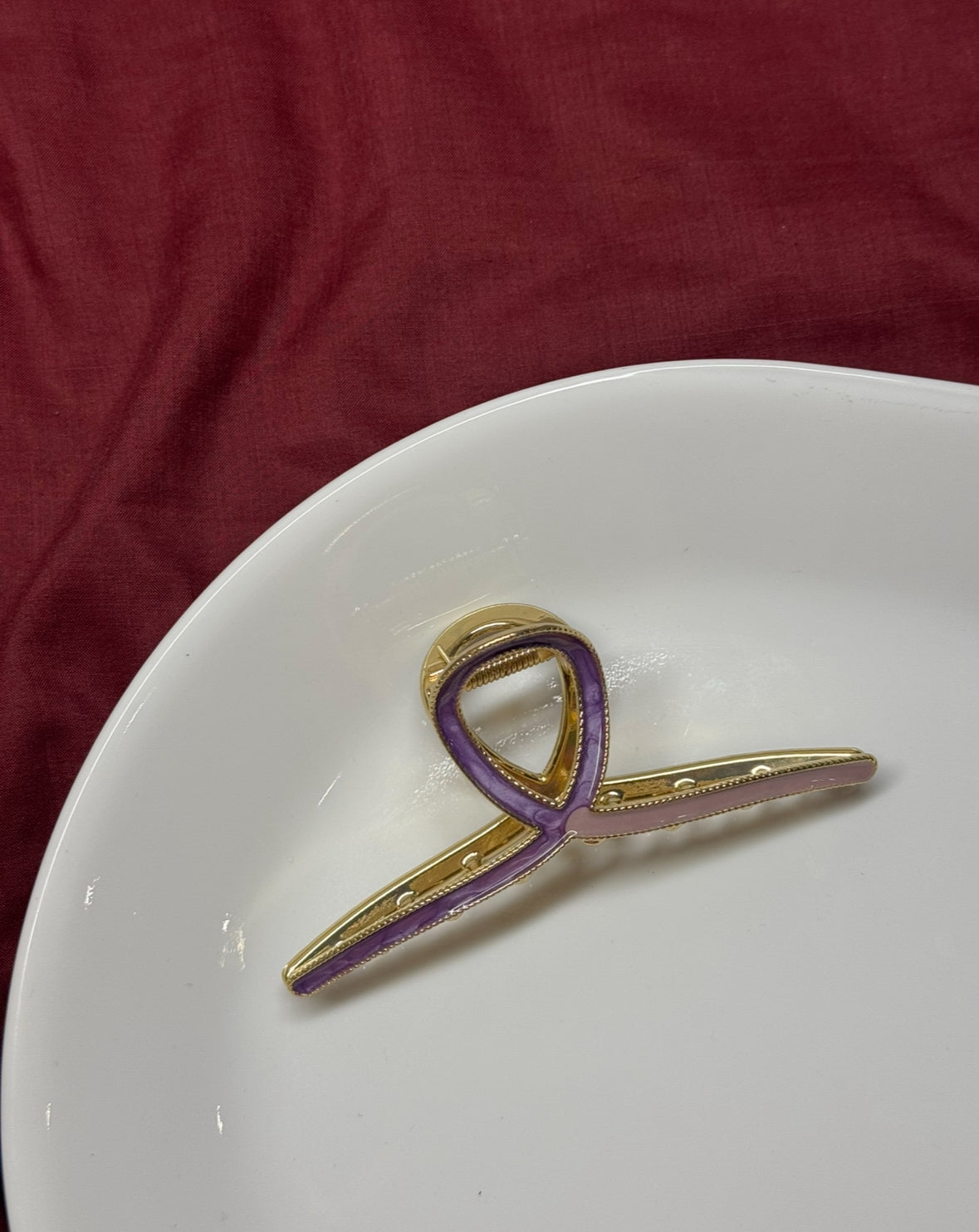 C70 PURPLE METAL HAIR CLAW
